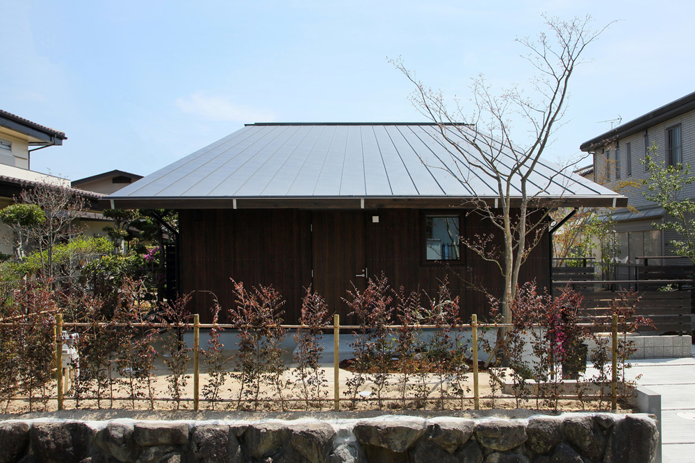 『家族を紬ぐ　平屋暮らしの家』